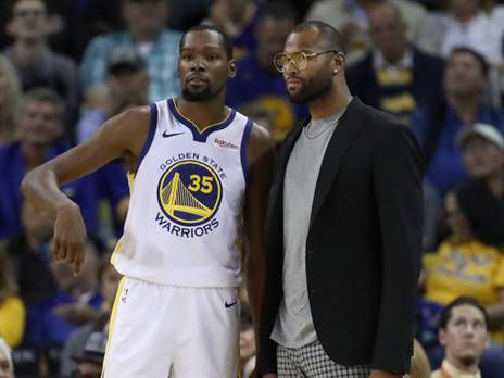 יכול להתייעץ עם קאזינס (Getty)