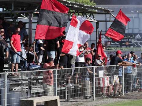 אוהדי חדרה בטירוף (דני מרון)