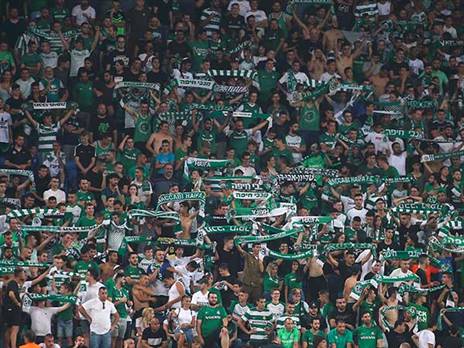 500 מאוהדי חיפה ילוו את הקבוצה לשטרסבורג (צילום: אלן שיבר)