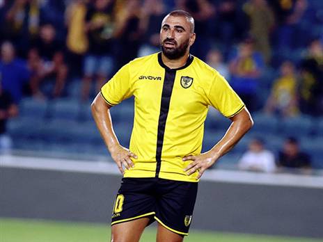 "מחכה שיגיע מאמן שיגיד שלא קיבלתי חילוף" (אלן שיבר)