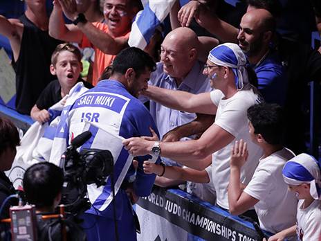 מוקי. "צריך להוריד את הראש ולהיות צנוע" (Getty)