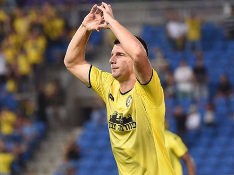 בצ'יראי. יקבל מנוחה (ברני ארדוב)