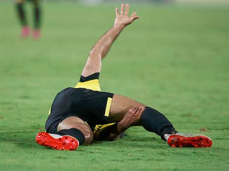 אוחנה. הפציעה שלו הפכה טראומתית (אלן שיבר)