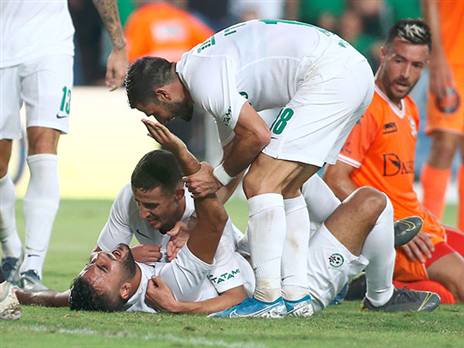 עוואד, חייב לקבל יותר קרדיט (אלן שיבר)