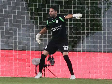 נקודת אור. ישראלי (דני מרון)