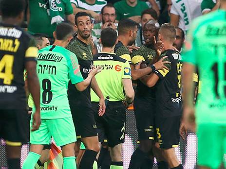 קונטה במהלך האירוע (אלן שיבר)