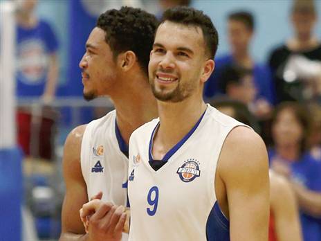 הגיבור הטרגי. לאומי (אלן שיבר)