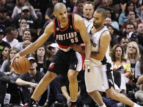 פארקר עם באטום. מינה את החבר מהנבחרת להיות מנהל מקצועי (Getty)