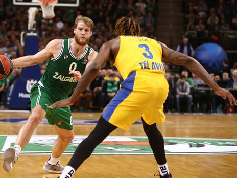 ריינולדס. גם הוא לא הרשים בבכורה (Getty)