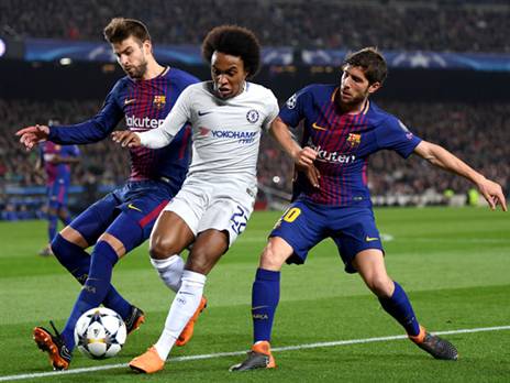 וויליאן מול פיקה וסרג'י רוברטו. ביחד בעונה הבאה? (Getty)