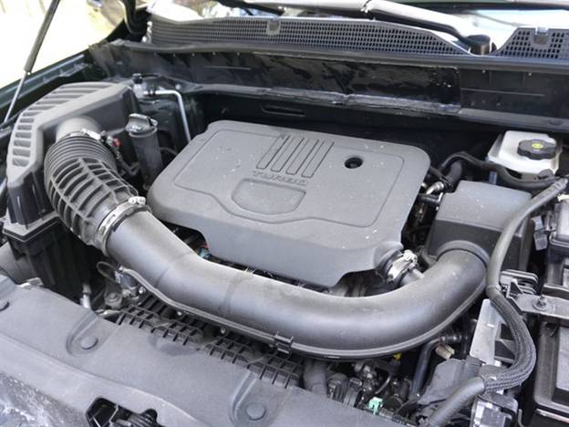 מנוע ה-2.0 ל' טורבו. חזק, אנרגטי ומתמודד בקלות עם קרוב ל-1.8 טון