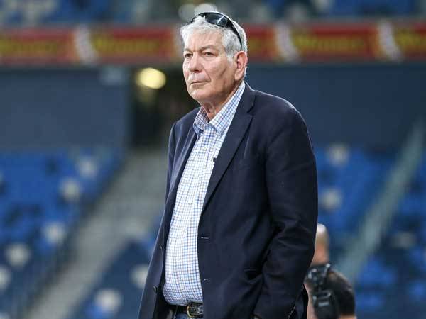 במועדון בטוחים: "כץ לא יעזוב כמו אלונה" (צילום: מאור אלקסלסי)