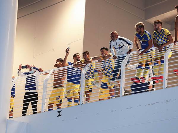 הצהובים יעמדו לדין על הקריאות (אלן שיבר)