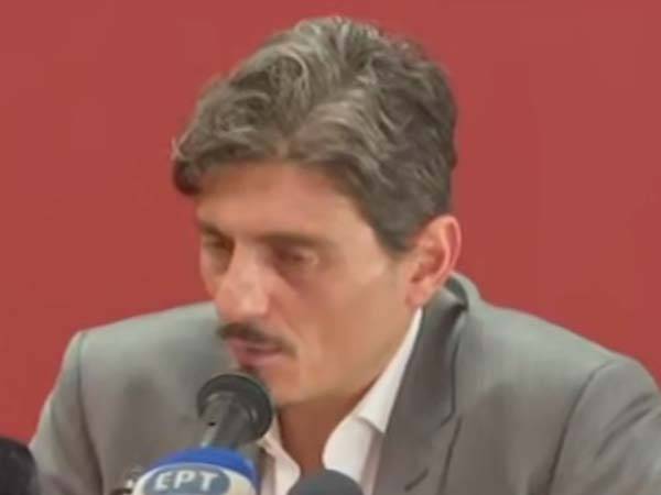 ינאקופולוס. נמאס לו