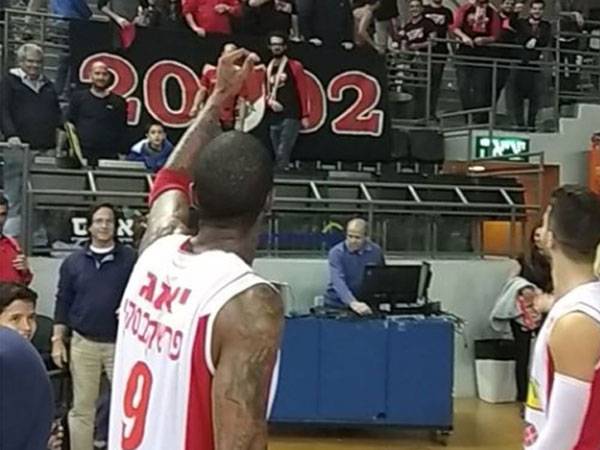 יאנג יסגור את הסגל? (עמוד הפייסבוק הרשמי של הפועל חיפה)