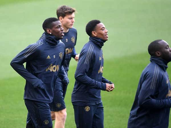 שחקנים מחייכים יותר באימונים (getty)