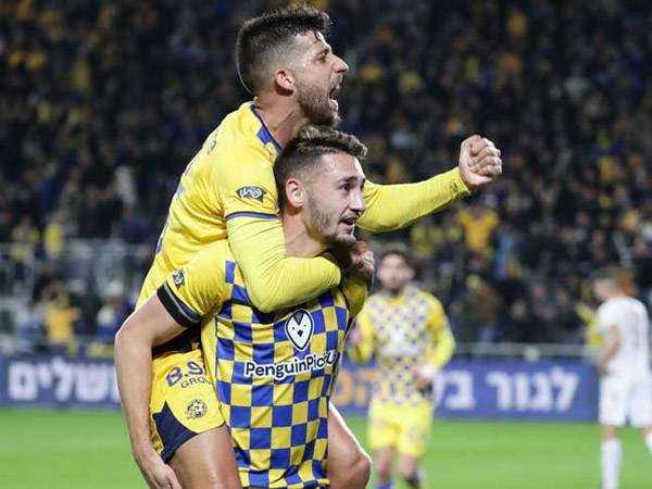 יגיעו לצפון? מיכה ואצילי (אלן שיבר)