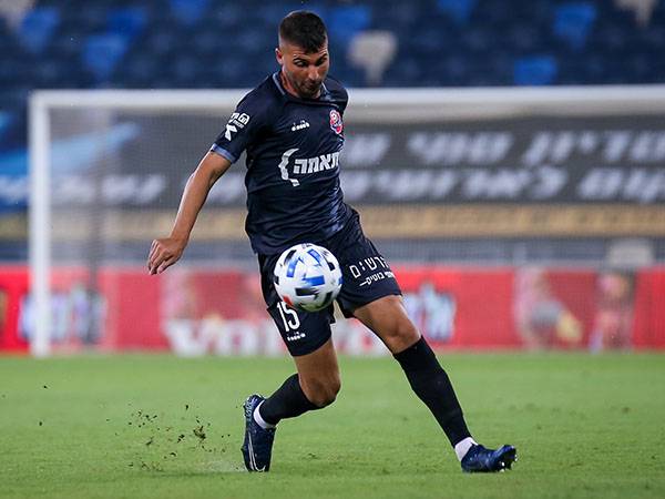 בלט לטובה. רז נחמיאס (צילום: מאור אלקסלסי)