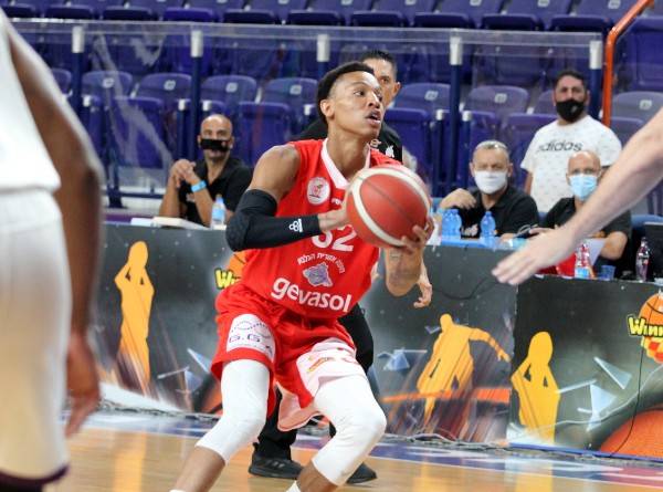 (מנהלת הליגה)