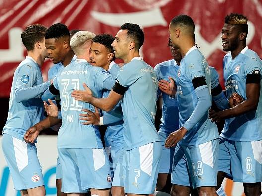 זהבי חוגג את ה-0:1 עם מאלן (Getty)