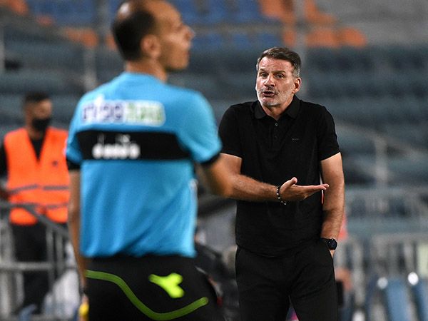 אטפלד. נשאר בתפקיד (ברני ארדוב)