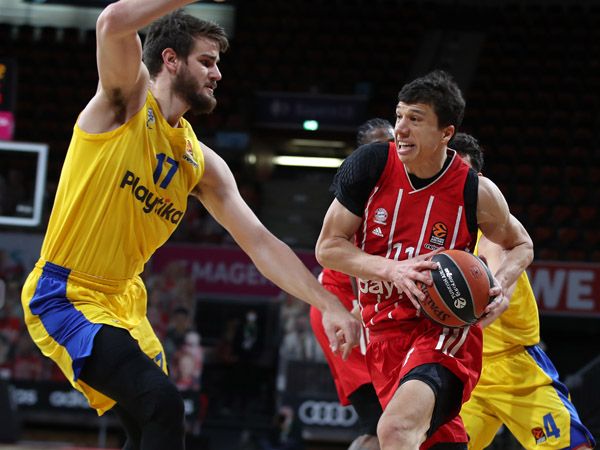 בנדר התקשה מול הגרמנים (GETTY)