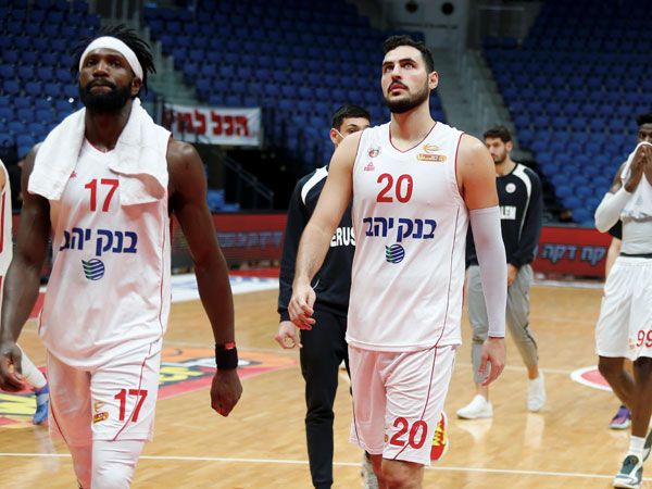 "אפילו דבק נגרים לא יחבר אותנו" (אלן שיבר)