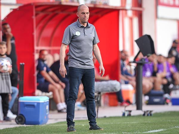 "אם נרד, נמצא את הדרך לעלות". גזל (צילום: מאור אלקסלסי)