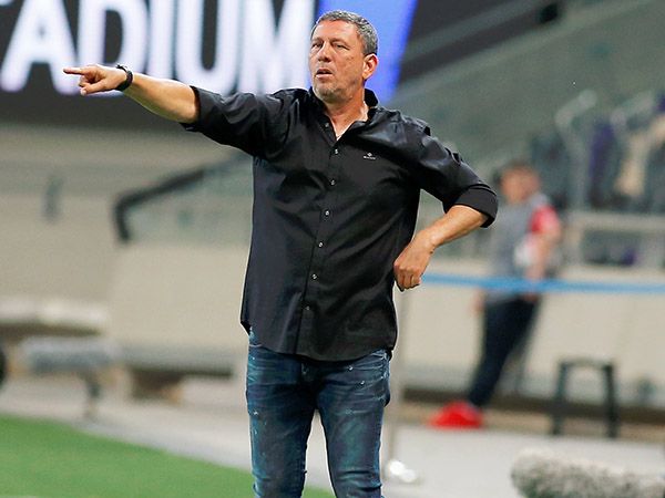 שומר את השחקנים לגביע (אלן שיבר)