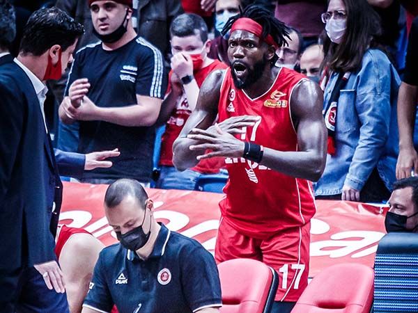 מפלס העצבים גבוה. בריימו (עודד קרני)