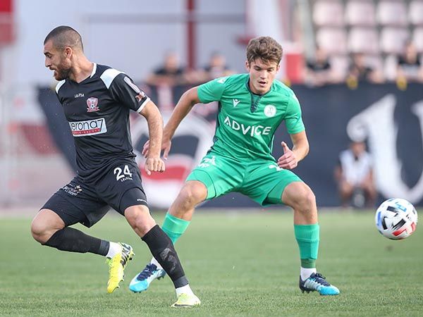 האופציה עליו לא תמומש. ריאן (מצד שמאל, צילום: מאור אלקסלסי)