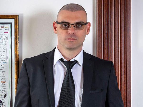 עו"ד זיו גלעד