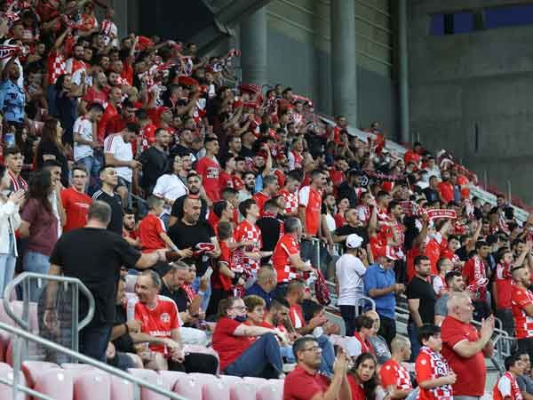 3,687 צופים הגיעו בטרנר (דני מרון)