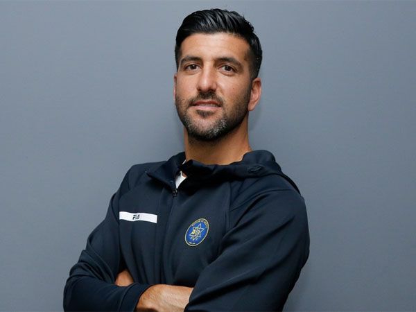 ריקן. ממשיך לעונה שביעית בצהוב (מכבי ת"א, רשמי)