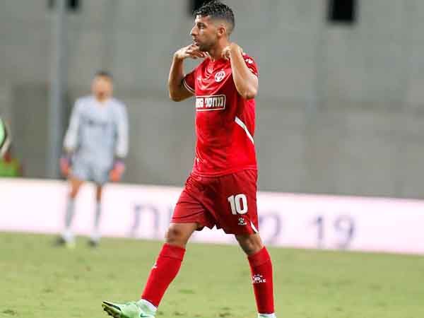 מיכה. יקבל קרדיט ב-11 (שיבר)