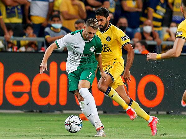 משחק טעון, אצילי (אלן שיבר)