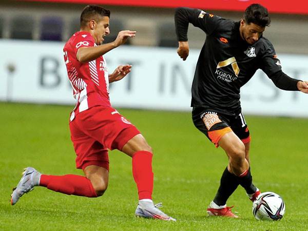 עמית זנטי. הרים את השער הראשון במשחק (אלן שיבר)