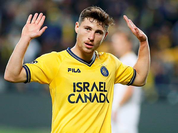 כבש ולא חגג. קניקובסקי (אלן שיבר)