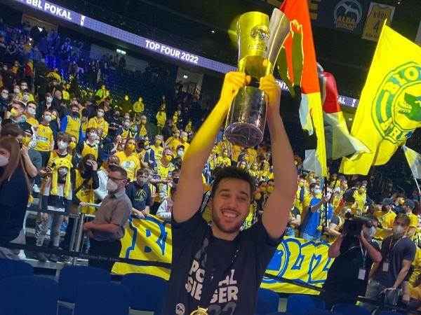 גביע רביעי בקריירה