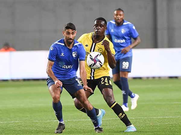 דקות ארוכות של משחק צמוד (ברני ארדוב)