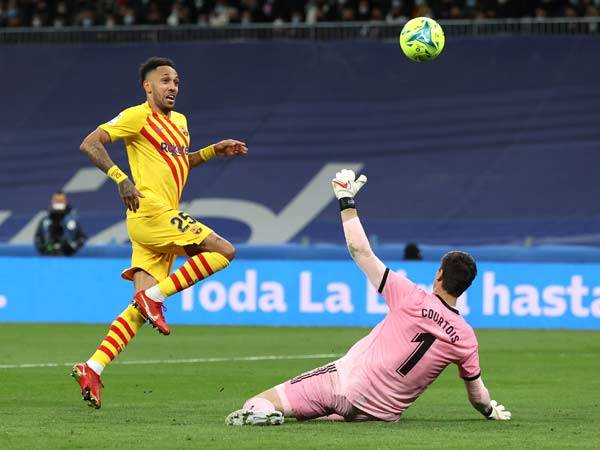 רקד על המגרש. אובמיאנג (Getty)