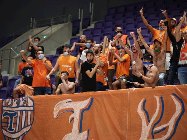 בראון. חוזר (לילך וייס רוזנברג, מנהלת הליגה)