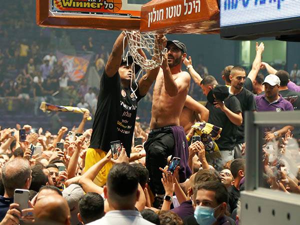 אלופה מרגשת (אלן שיבר)