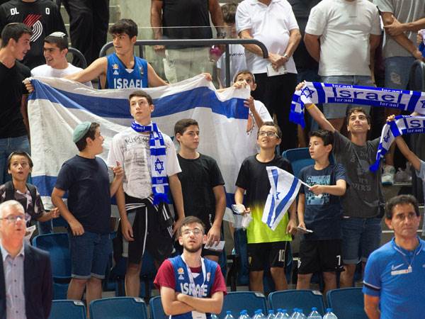 חזרו הביתה מרוצים (ברני ארדוב)