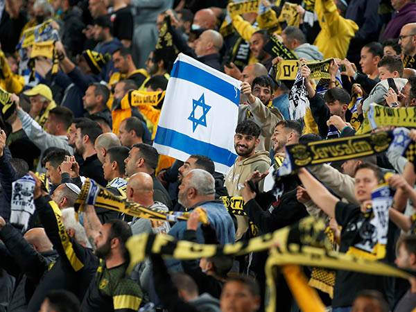 אוהדי בית"ר. לא קל (אלן שיבר)