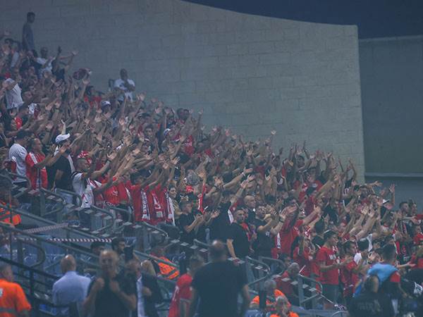 גם הקהל של ב