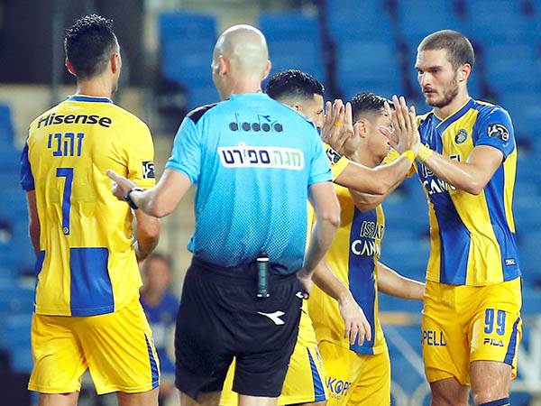 שחקני מכבי ת"א. נחכה להתפתחויות (אלן שיבר)