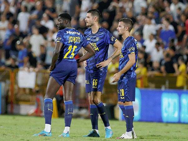 שחקני מכבי ת"א. נקודה למחשבה (אלן שיבר)