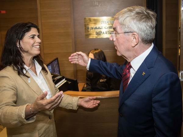 יכבד את הטקס. באך (הוועד האולימפי)