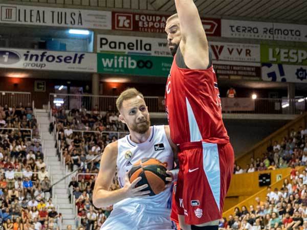 (דף הטוויטר של ריאל מדריד)